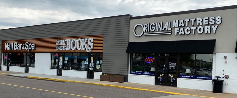 Apple Valley, Minnesota Store
